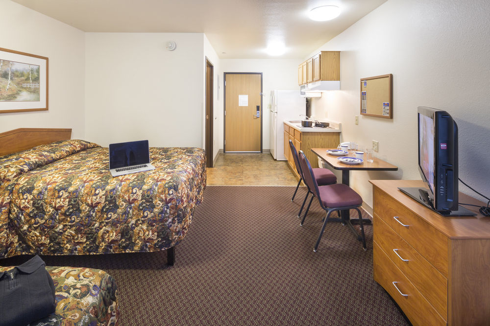 Woodspring Suites Denton Exterior photo